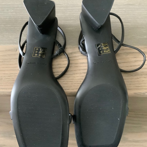 NWOT- Call It Spring, Black Sandal, Size US 10 - Picture 5 of 6